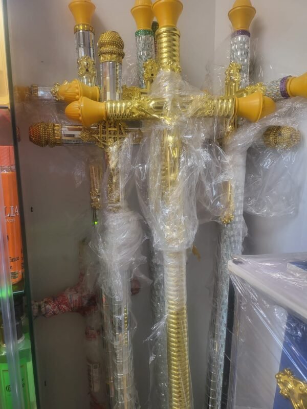 Standing cross